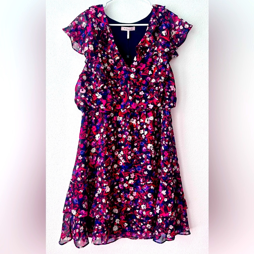 NWT BCBG Floral Dress with Ruffle Neckline and Flutter Sleeves and Tiered Skirt